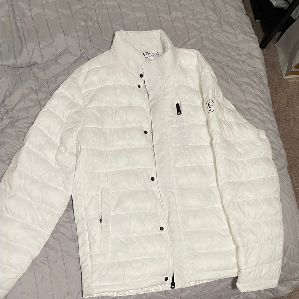 Kenneth Cole New York White Puffer Jacket